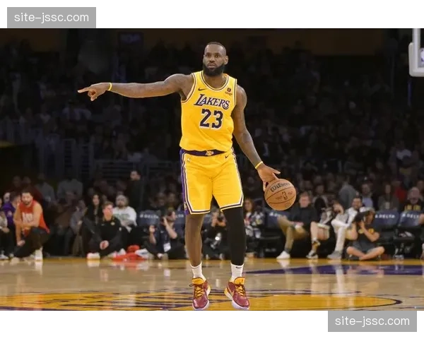 勒布朗詹姆斯年龄影响出场数 湖人前锋无缘延续纪录之夜 勒布朗詹姆斯年龄影响出场数 湖人前锋无缘延续纪录之夜